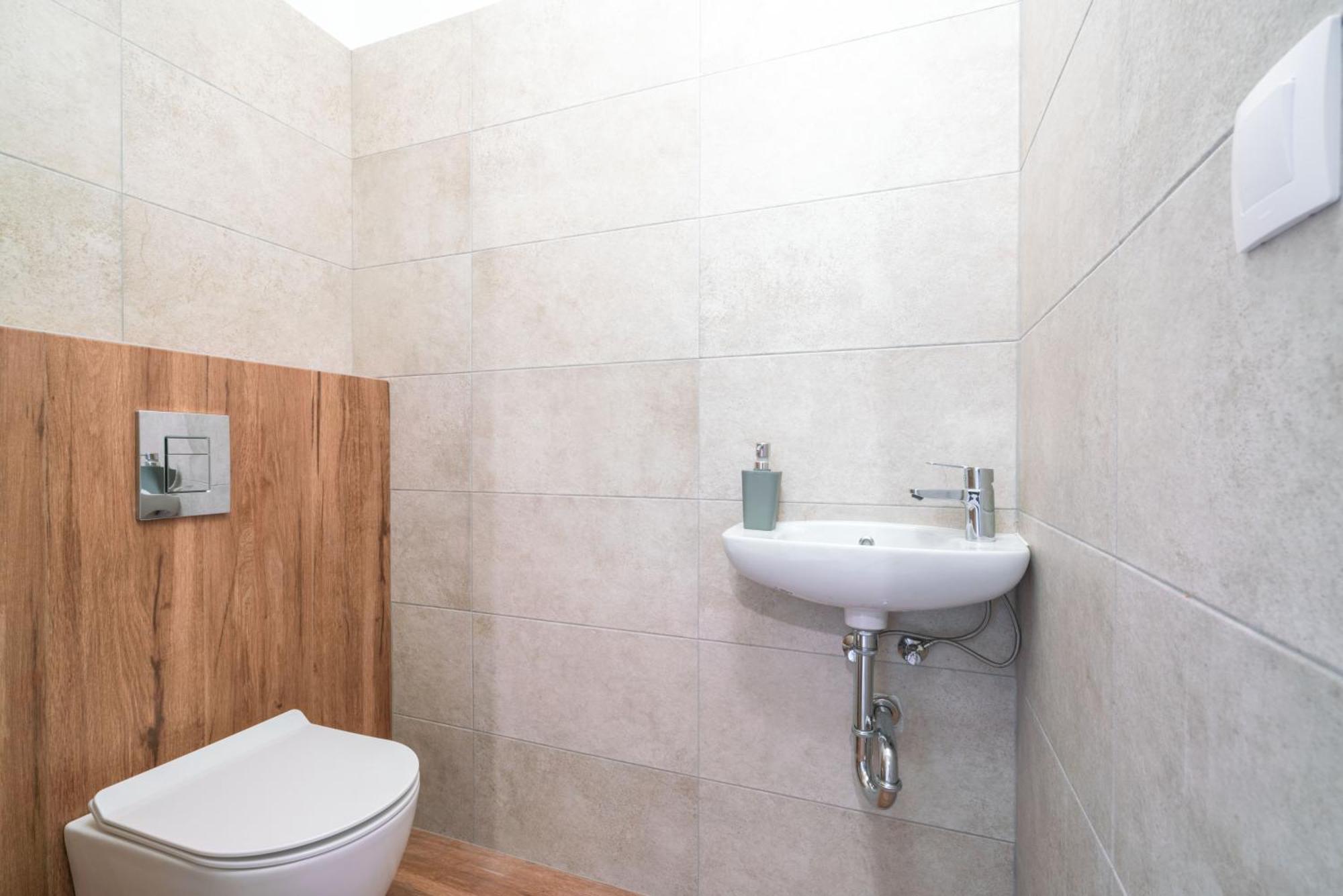 Apartmany Zlatovska Trenčín Εξωτερικό φωτογραφία