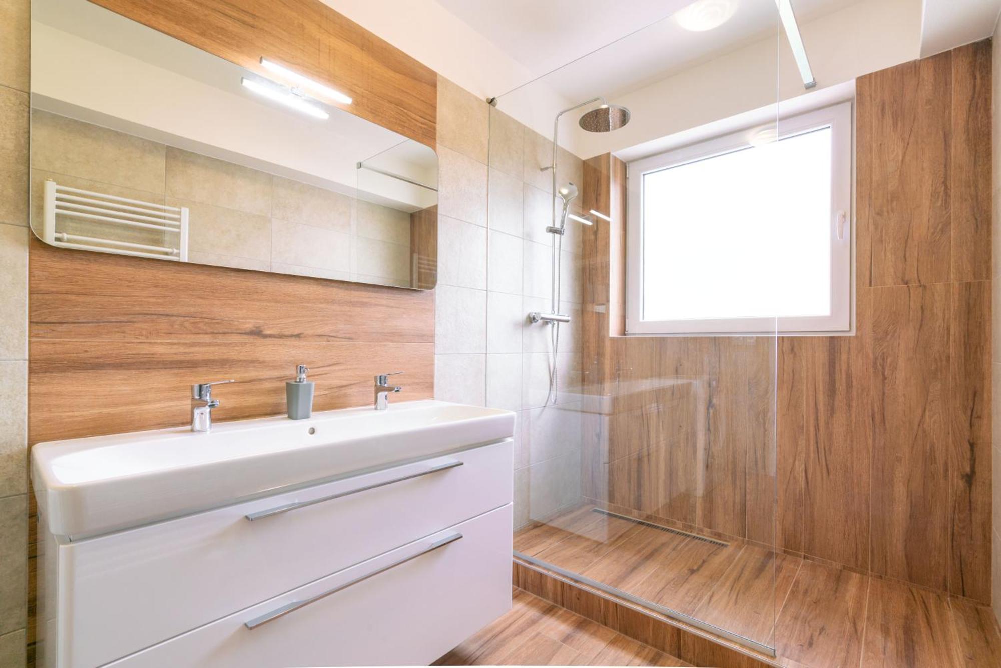 Apartmany Zlatovska Trenčín Εξωτερικό φωτογραφία